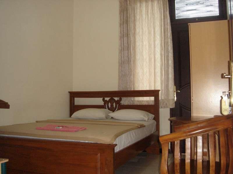 Hotel Paprica 1 Surabaia Exterior foto